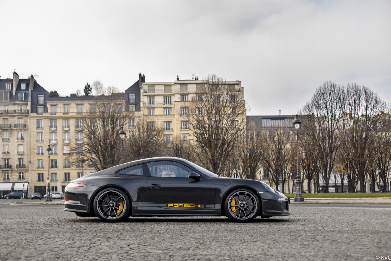 Illustration for article titled Someone Made The Porsche 911 R Even Better